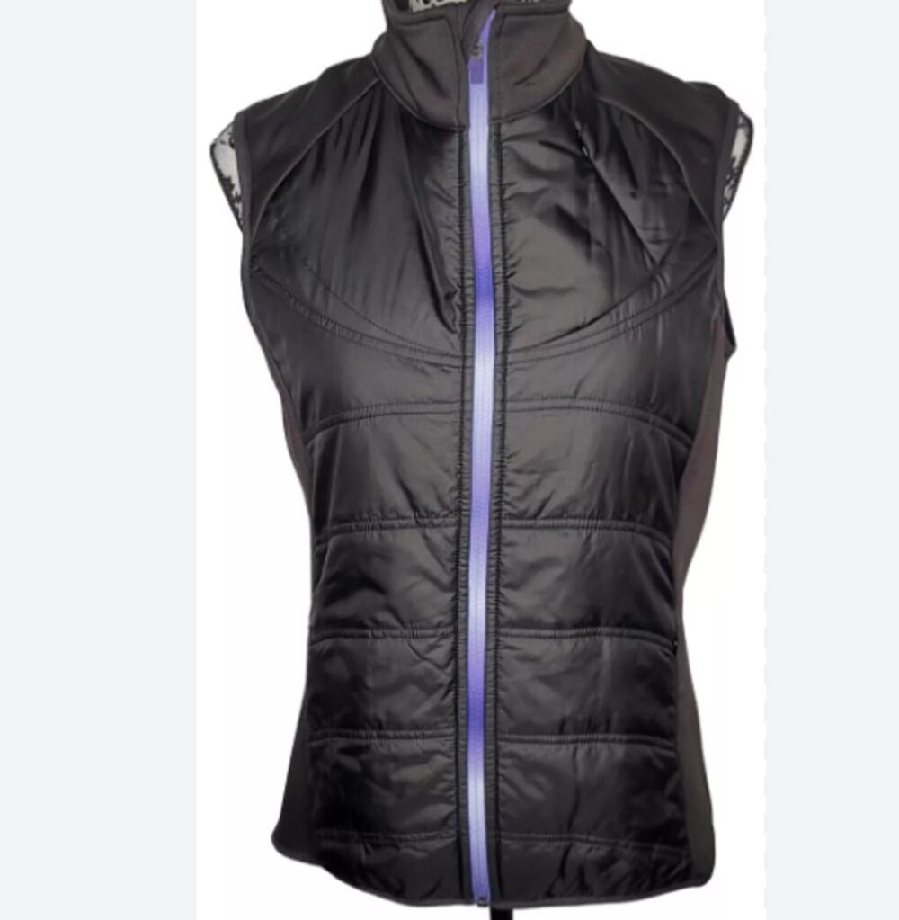 ATHLETA Flashpack Embroidered Black Purple Puff Vest M - Picture 1 of 11